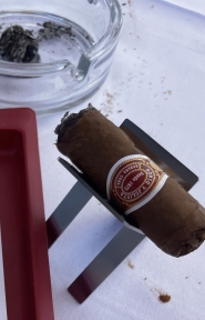 Romeo y Julieta Petit Coronas